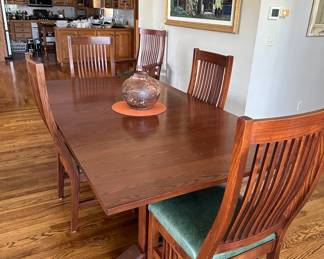 Nichols & Stone dining table and 6 chairs 70" L x 44"w without leaves; comes with 3 12" leaves