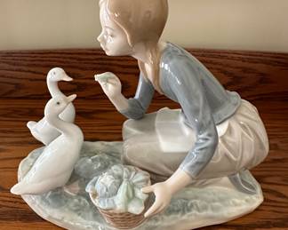 Lladro "Feeding the Ducks"