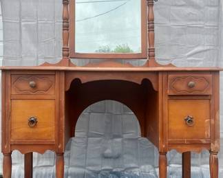 Vintage Vanity Dresser