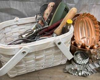 Kitchen Utensils Lot