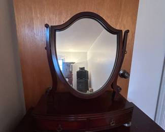 Antique Federal Style Dresser Top Shaving Mirror