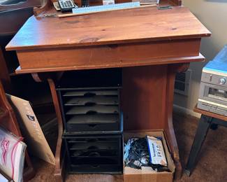 Antique lift top school desk