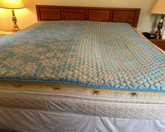 Select Comfort Sleep Number king mattress