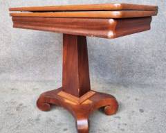 Fantastic Empire Card/Game Table Hinged top
