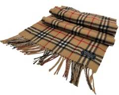 BURBERRYS OF LONDON 100% LAMBSWOOL SCARF MADE IN ENGLAND
