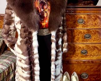 MINK AND FOX COLLAR FUR!  ONE OF MY FAVORITES!