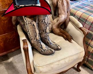 BERGERE CHAIR WITH SOME AMAZING FINDS!