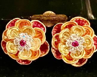 14k gold ruby flower earrings.