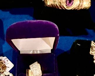 14K GOLD AND AMETHYST CUFF.  DIAMOND AND GOLD RING.