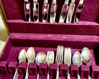 Sir Christopher by Wallace replacement pieces