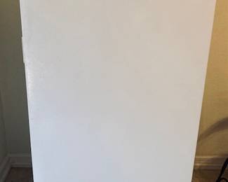 Kenmore Stand Alone Upright Freezer. Top Condition.