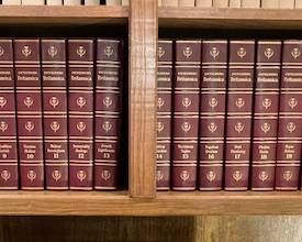 Encyclopedia Britanica 1973 Complete Set includes The Index and Book Of The Year.