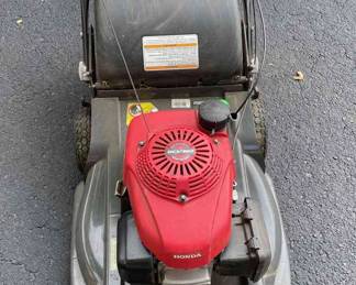 Honda HRX 217 VersaMow 4 In 1 System 