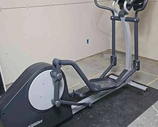 Life Fitness X1 Elliptical Exerciser