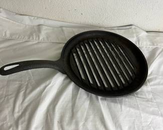 Antique Cast Iron Grill Pan