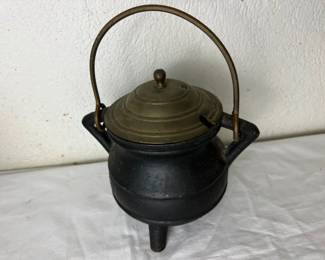 Cast Iron Smudge Pot With Brass Lid