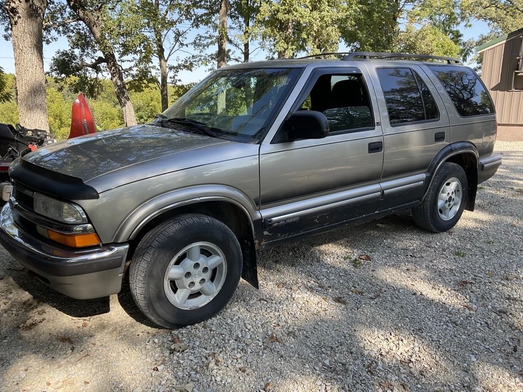 Moine Estate Sale in Nashua, IA starts on 9/20/2023