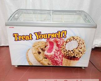 15 AHT Ice Cream Freezer