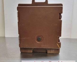 Cambro 300 MPC Insulated Food Carrier.