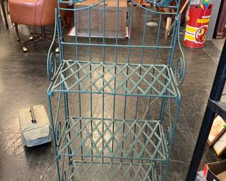 Metal Plant Stand