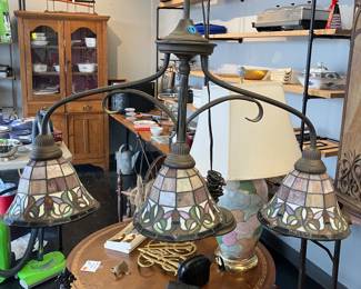 Haning 3 Tier Stained Glass Lamp