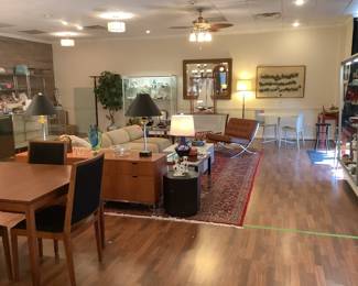 Barcelona Chair, Knoll Style Table, Pair Heller Bellini Chairs