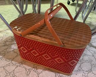 Picnic basket