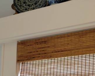 Blue and white pieces