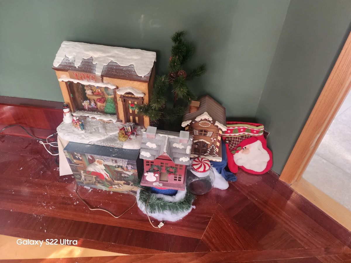 Toms River Estate Sale Christmas! Tools!... starts on 10/20/2023