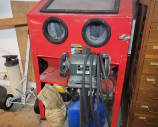 OFF SITE
Grinder $175
Sand blaster Cabinet $200