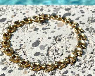 14K gold bracelet; needs new clasp; 