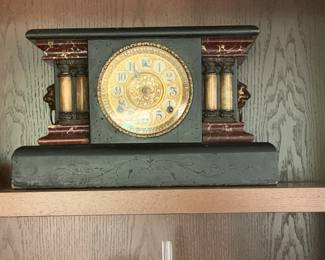 Turn of the century Gilbert clock in working condition, with key