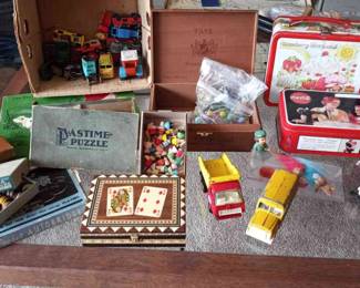 006 Collectible Games Toys