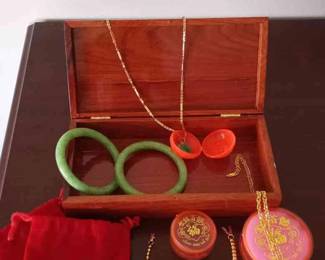 Vang Jewelry And More 