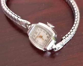 Vintage Bulova Ladies Watch