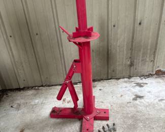Manual Portable Tire Changer Bead Breaker - Retails $449.94