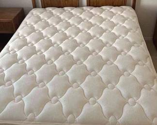 Corsicana Bedsing Inc. Sierra Mattress With Head Board