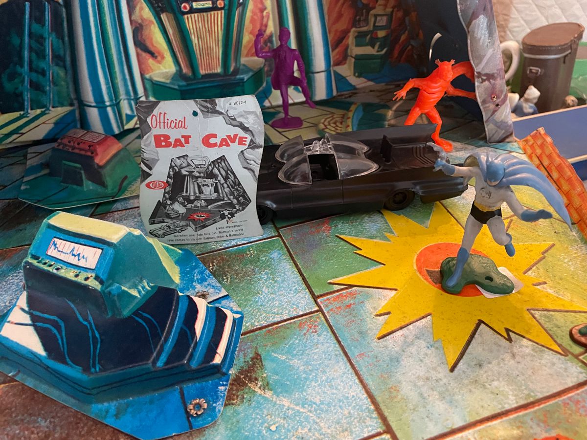 Incredible Collectibles Sale + 10K of Books... starts on 10/12/2023