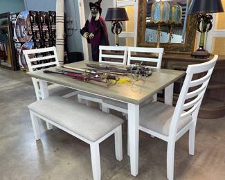 Farmhouse table and Chairs with bench Orlando