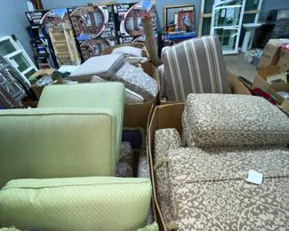 Patio Cushions and pillows Orlando Auction