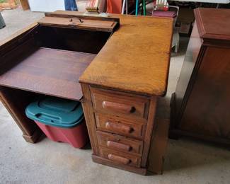 Possible railroad typewriter desk. Unique