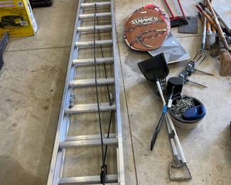 new 20' extension ladder $100