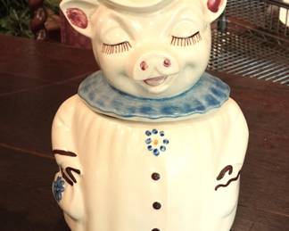 Collectible Shawnee Winnie Pig Cookie Jar