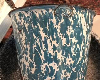 Splatter Porcelain Bucket