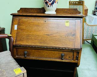 Arts and Crafts style oak Larkin desk.