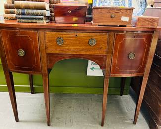 Hepplewhite mahogany sideboard ca 1905