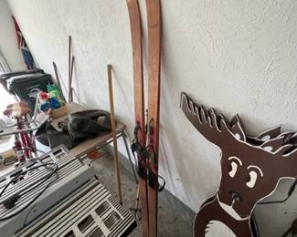 old ski set