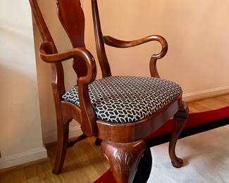 Queen Anne Style Dining Chairs (2 armchairs, 4 side chairs)