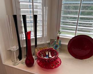 Vases & Decorative Glass