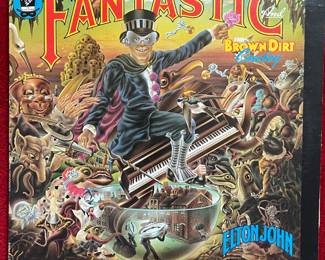 Elton John "Captain Fantastic And The Brown Dirt Cowboy" - MCA-37066